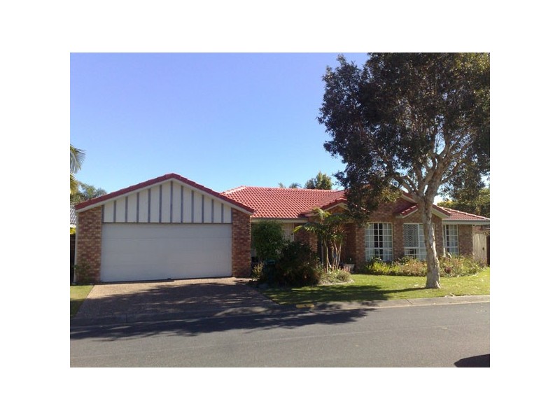 6  Vancouver Dr, Robina QLD 4226