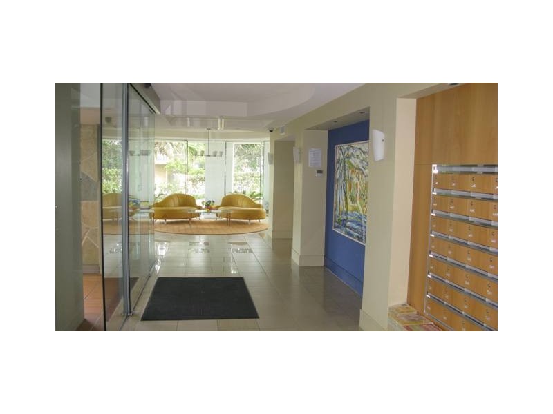 103/1 Twenty First Ave, Palm Beach QLD 4221