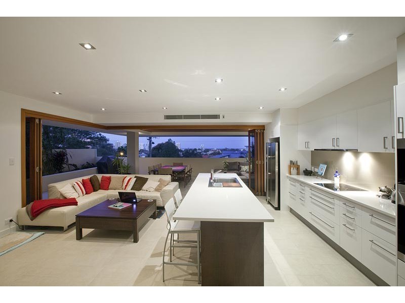 1/61 Garrick Street, Coolangatta QLD 4225