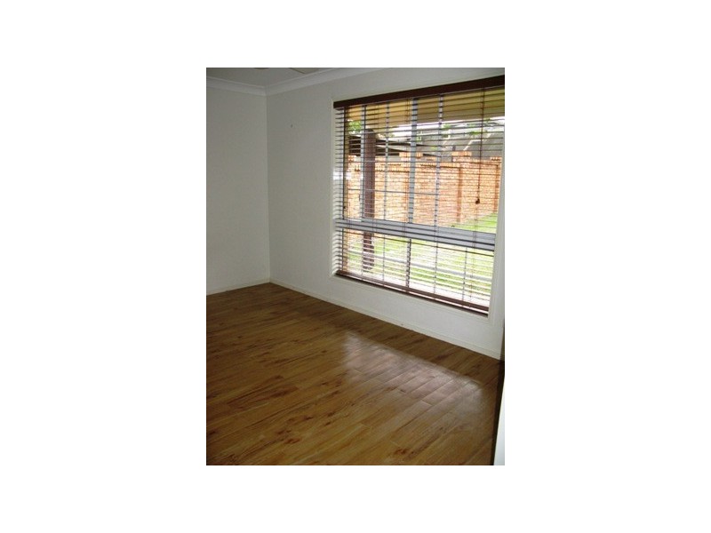 188 K P McGrath, Elanora QLD 4221