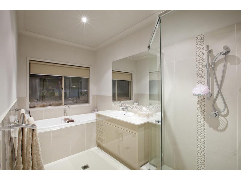 43 Tobin Way, Tallebudgera QLD 4228