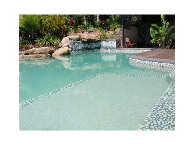 8 Coogee Court, Elanora QLD 4221