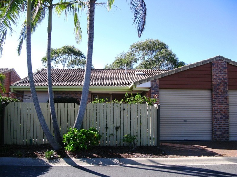 19/18 Bienvenue Drive, Currumbin Waters QLD 4223