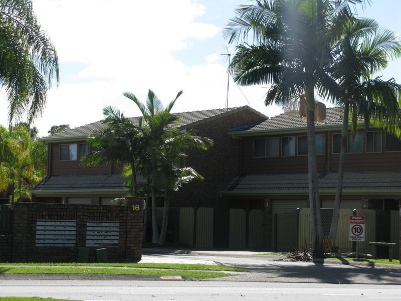 19/18 Bienvenue Drive, Currumbin Waters QLD 4223