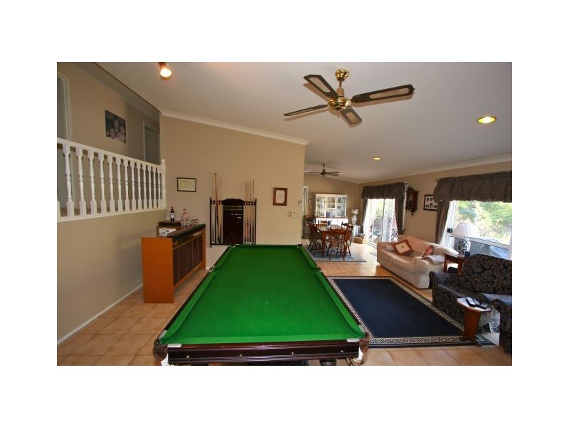 26 Esperance Close, Elanora QLD 4221