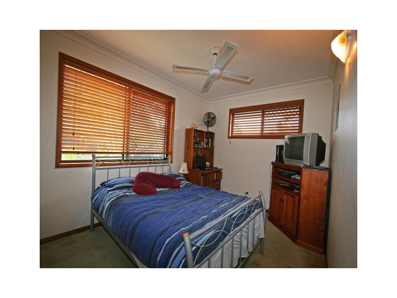 10 Sumach Place, Palm Beach QLD 4221
