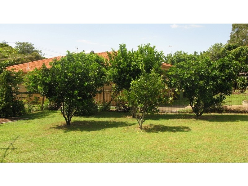 32 Tatha Avenue, Palm Beach QLD 4221
