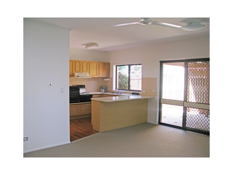 69/11 Araucaria Way, Elanora QLD 4221