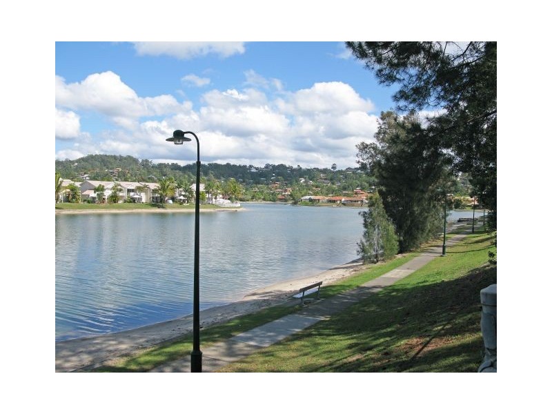 69/11 Araucaria Way, Elanora QLD 4221