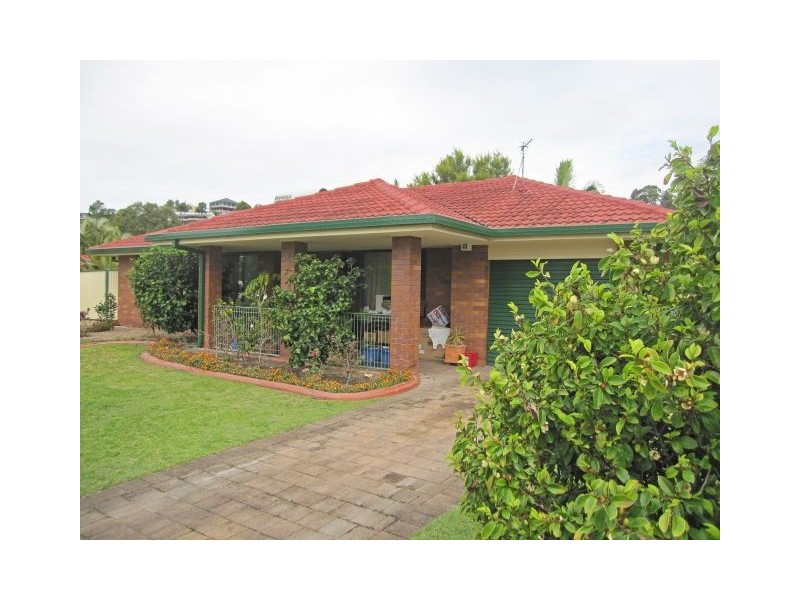 2 Seabrook, Elanora QLD 4221