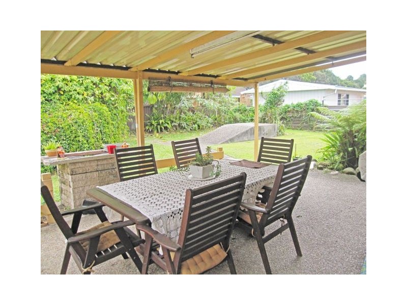 14 Amboina Avenue, Palm Beach QLD 4221