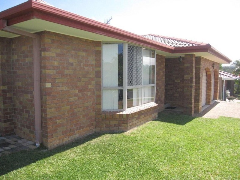 67 Bienvenue Drive, Currumbin Waters QLD 4223