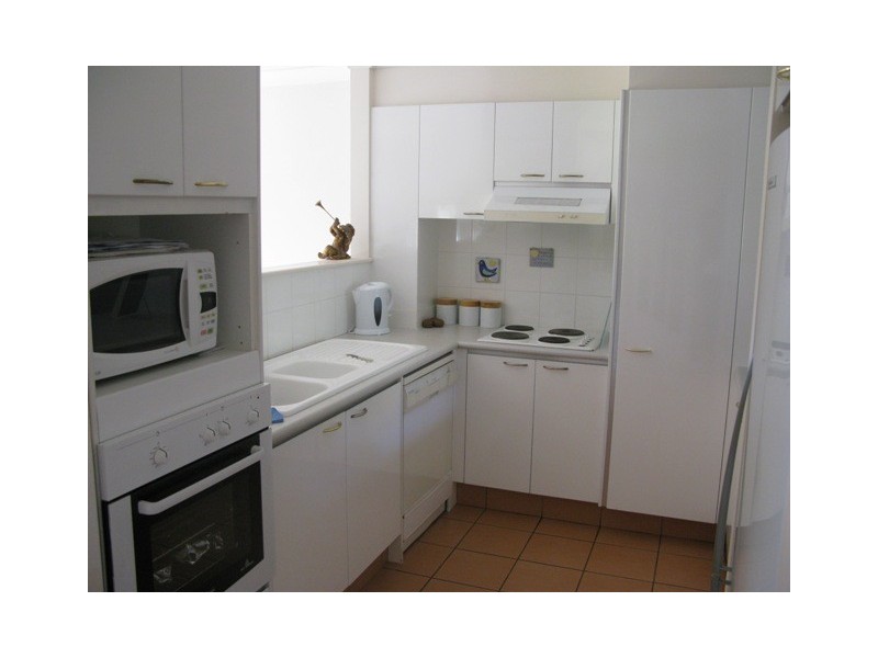 2/152 Palm Meadows Drive, Carrara QLD 4211