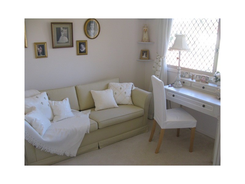 2/152 Palm Meadows Drive, Carrara QLD 4211