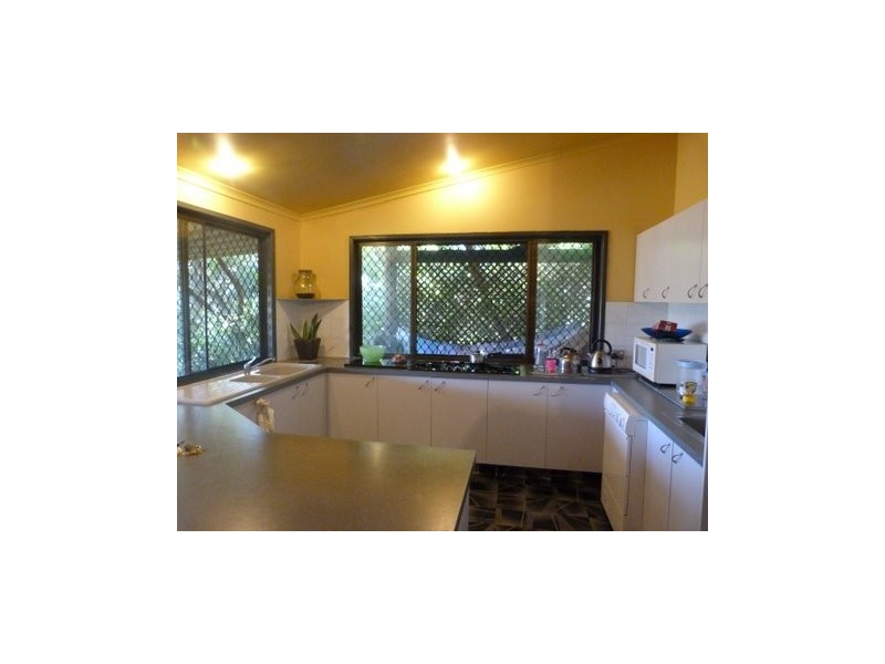 9 Doubleview Drive, Elanora QLD 4221