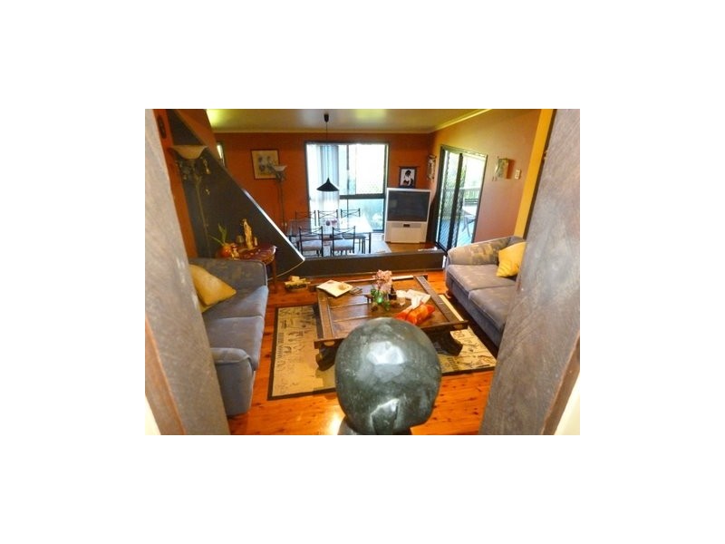 9 Doubleview Drive, Elanora QLD 4221