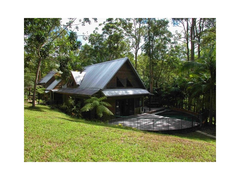 1 Tyalla Court, Tallebudgera QLD 4228