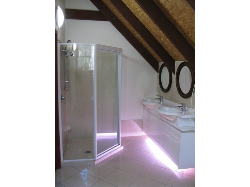 1 Tyalla Court, Tallebudgera QLD 4228