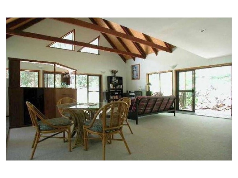 1 Tyalla Court, Tallebudgera QLD 4228