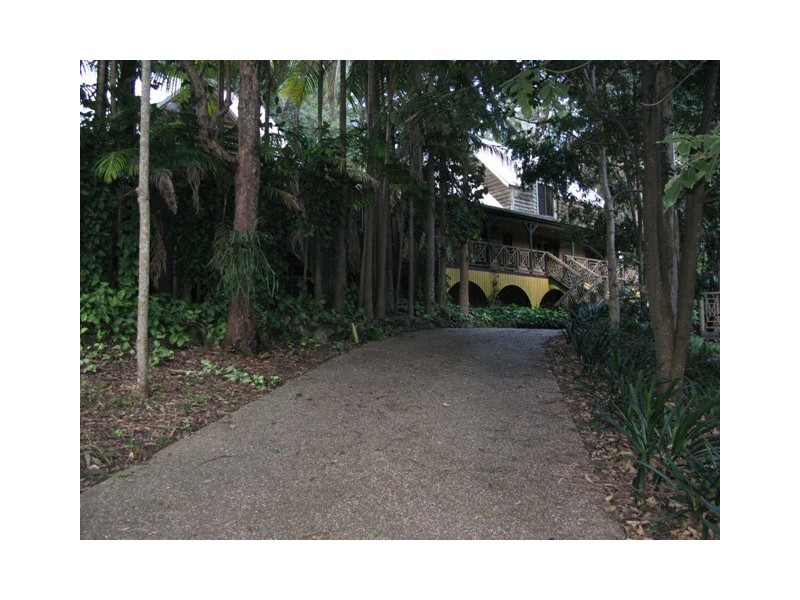 1 Tyalla Court, Tallebudgera QLD 4228