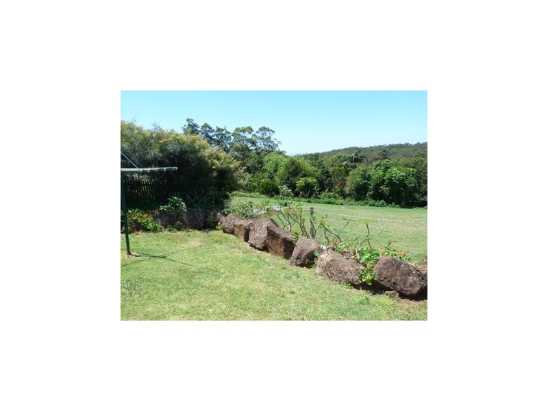 8 Westminster Blvd, Elanora QLD 4221