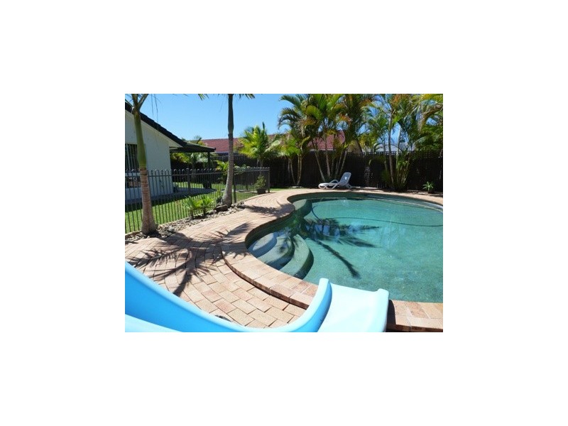 12 Kentia Court, Elanora QLD 4221