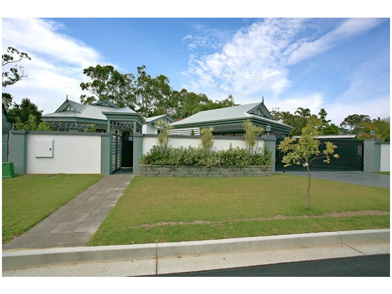 38 Whitsunday Drive, Currumbin Waters QLD 4223