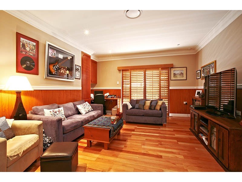 38 Whitsunday Drive, Currumbin Waters QLD 4223