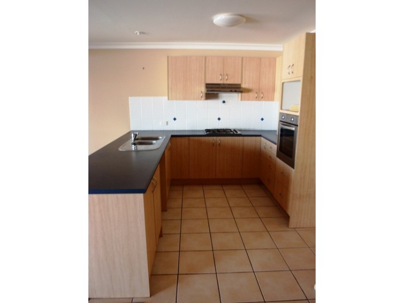 2/18 Shallow Bay Drive, Tweed Heads South NSW 2486