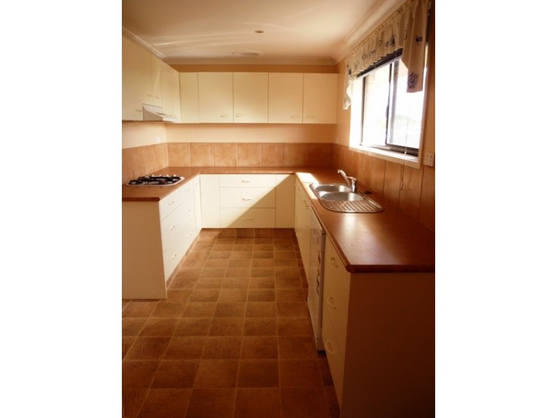 15 Anthony Avenue, Banora Point NSW 2486