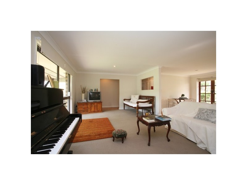 4 The Lakes Drive, Tweed Heads West NSW 2485
