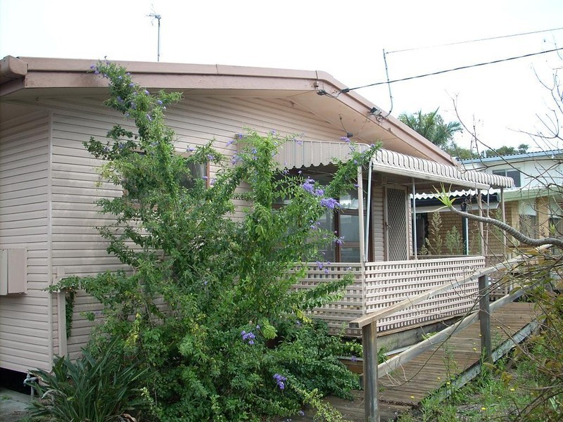 74 Morala Ave, Runaway Bay QLD 4216