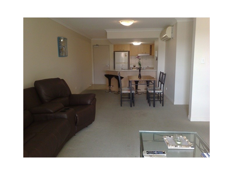 Labrador QLD 4215