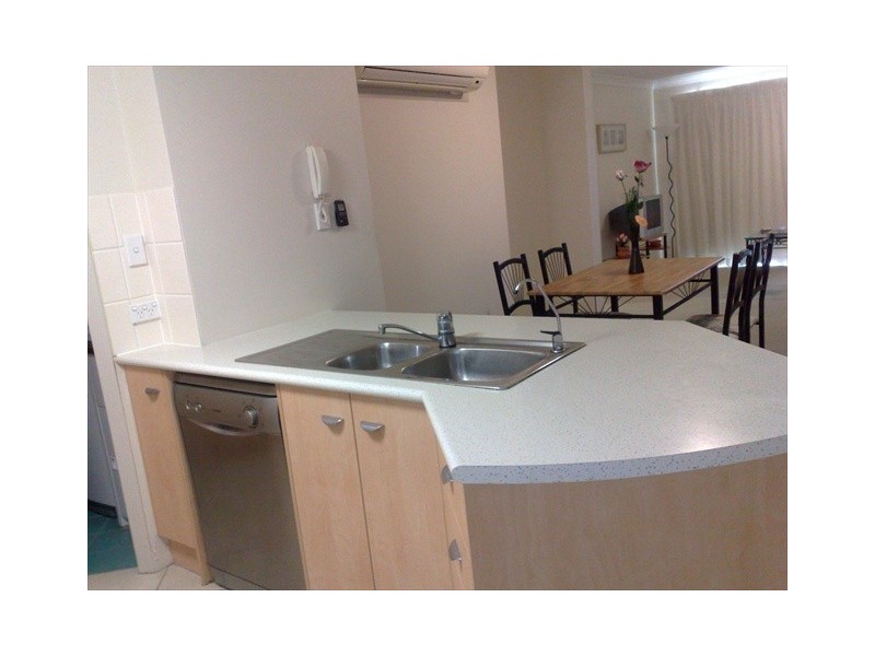 Labrador QLD 4215