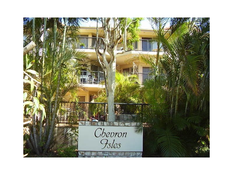 Chevron Island QLD 4217