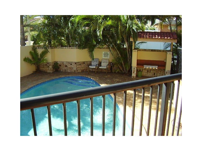 Chevron Island QLD 4217