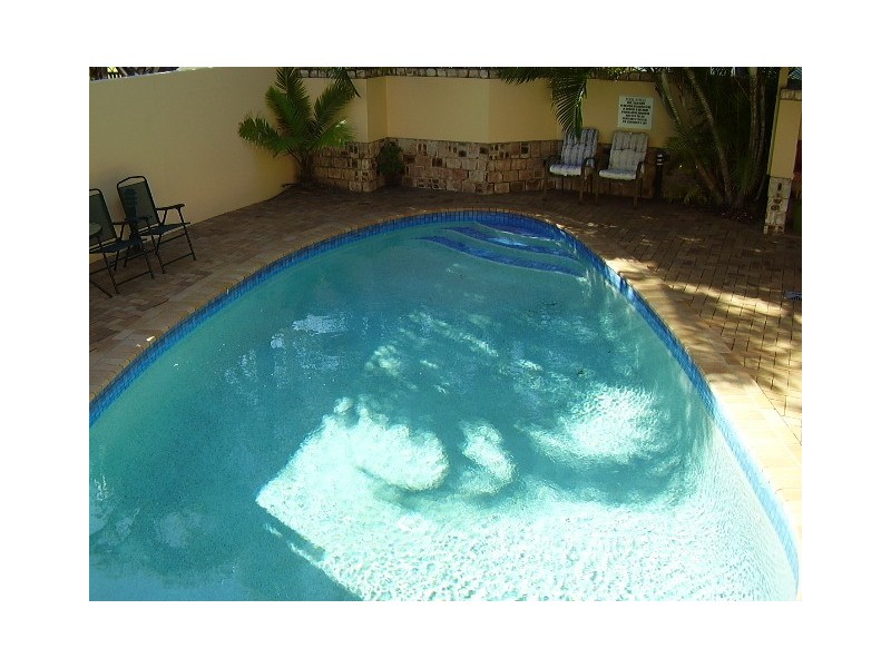 Chevron Island QLD 4217