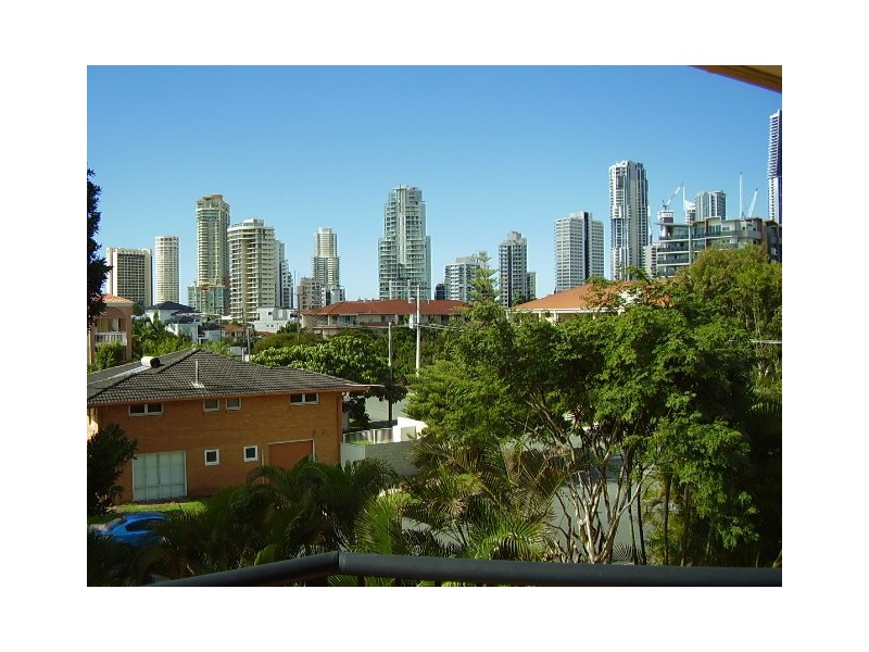 Chevron Island QLD 4217