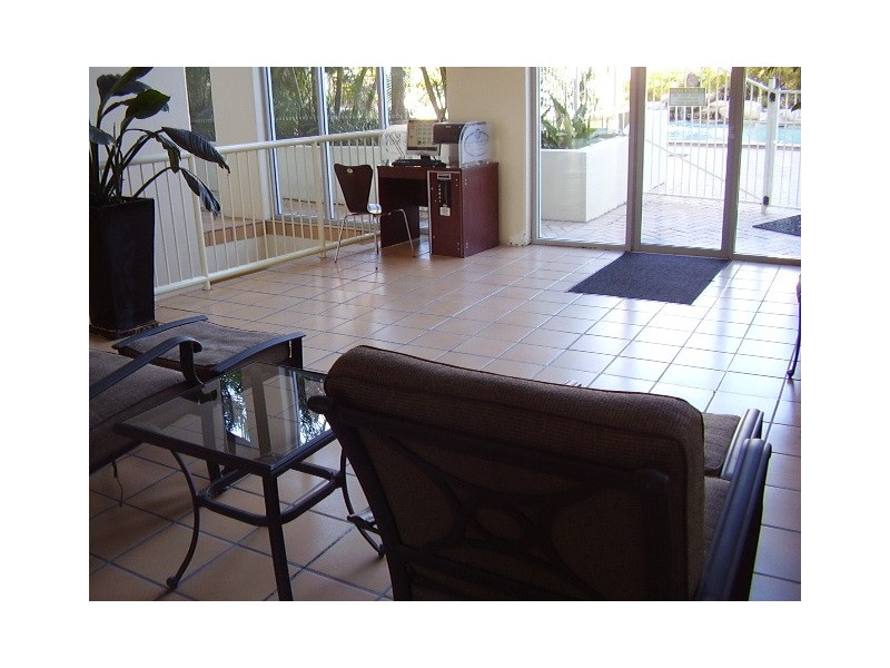 106-108 marine pd, Southport QLD 4215