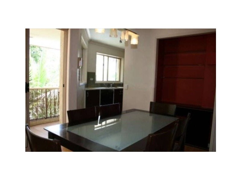 25 LATHER STREET, Southport QLD 4215