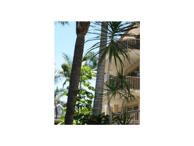 25 LATHER STREET, Southport QLD 4215