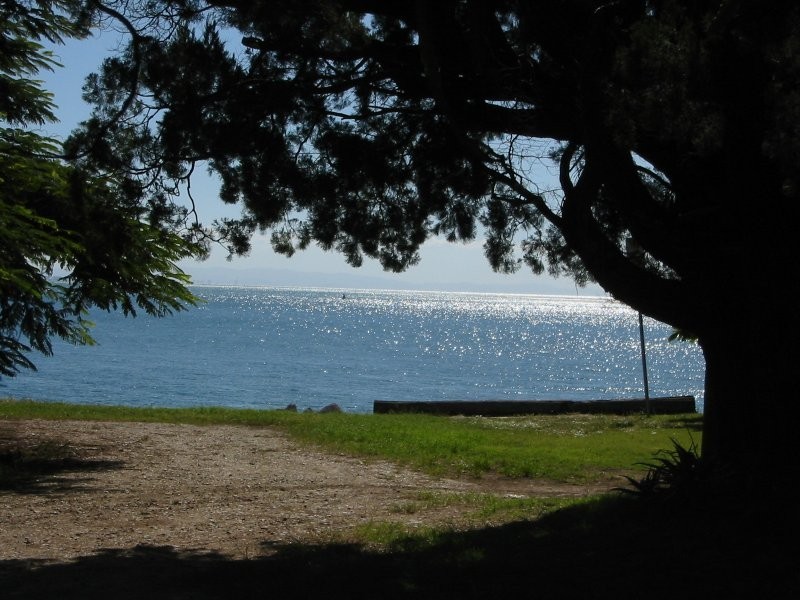 5 Ballow Street, Amity Point QLD 4183