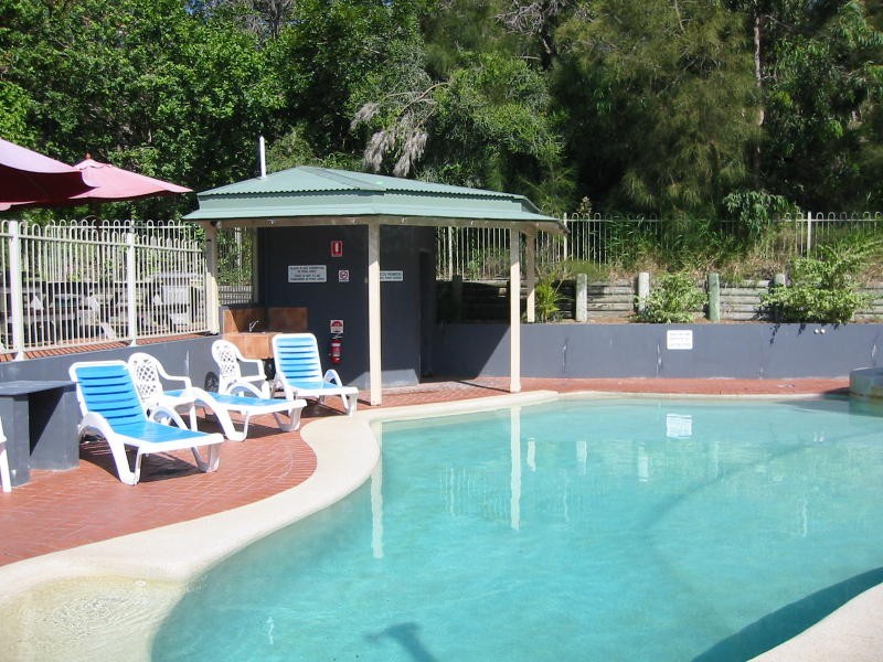 11 Samarinda Drive, Point Lookout QLD 4183