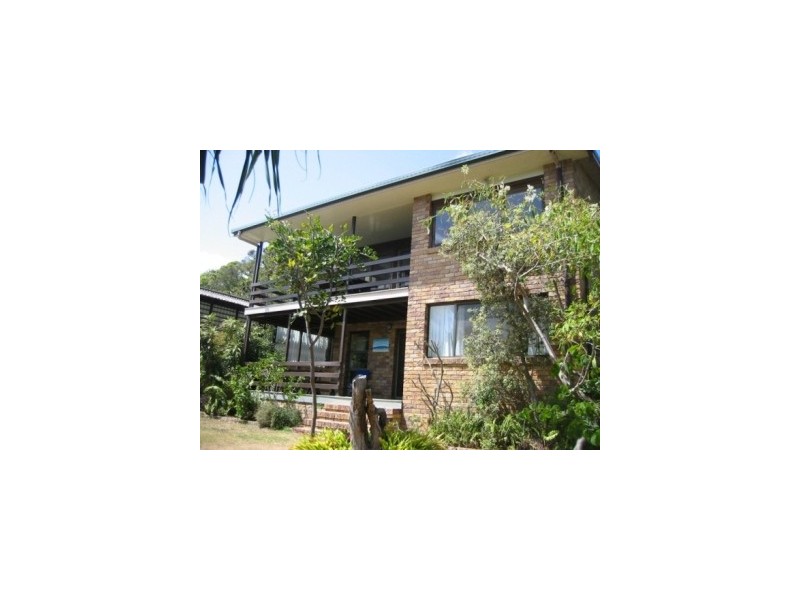121 Mooloomba Road, Point Lookout QLD 4183