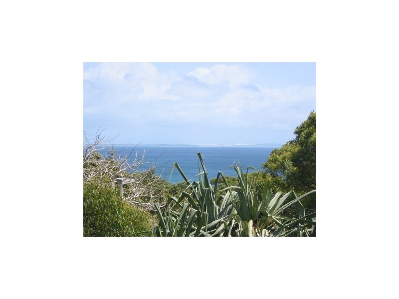 121 Mooloomba Road, Point Lookout QLD 4183