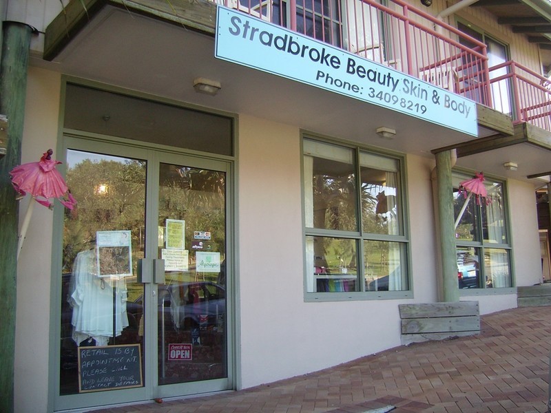 Shop 4 Kennedy Drive, Point Lookout QLD 4183