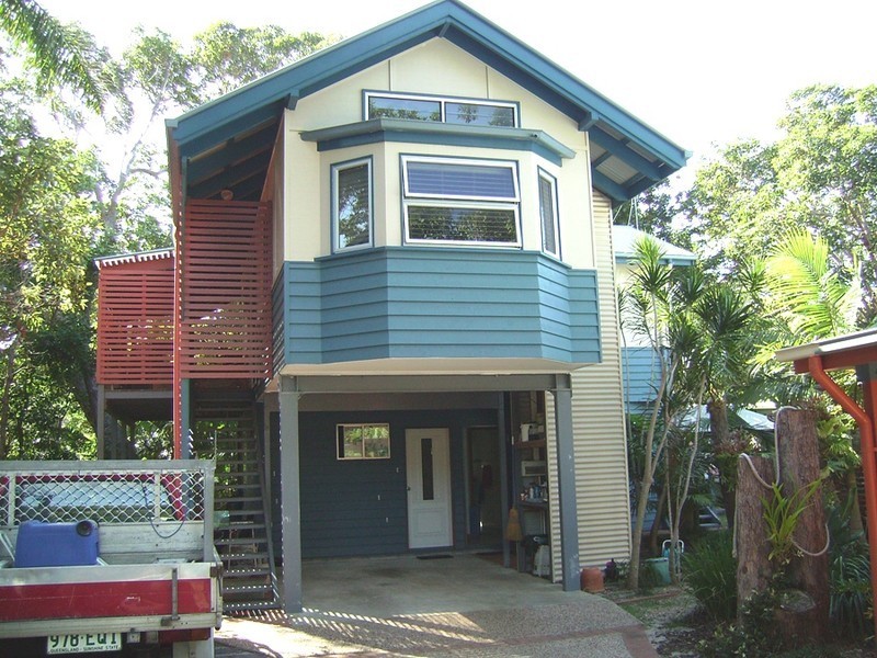29 Bigoon Road, Point Lookout QLD 4183