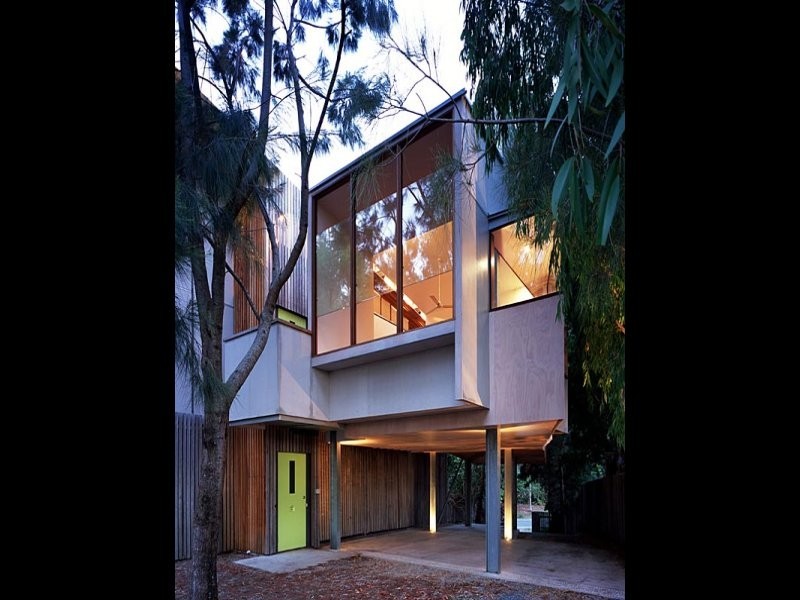 8 Donohue, Point Lookout QLD 4183