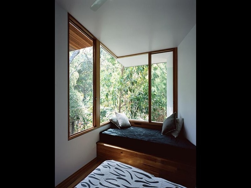 8 Donohue, Point Lookout QLD 4183