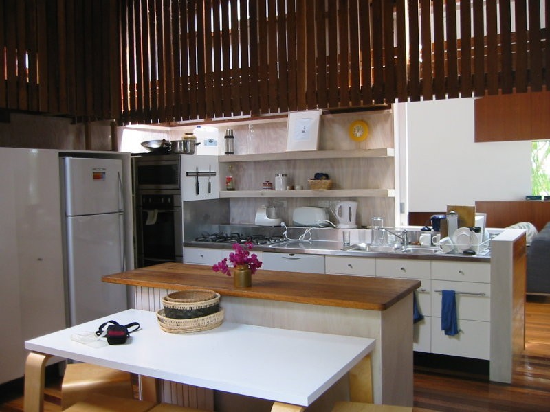 8 Donohue, Point Lookout QLD 4183